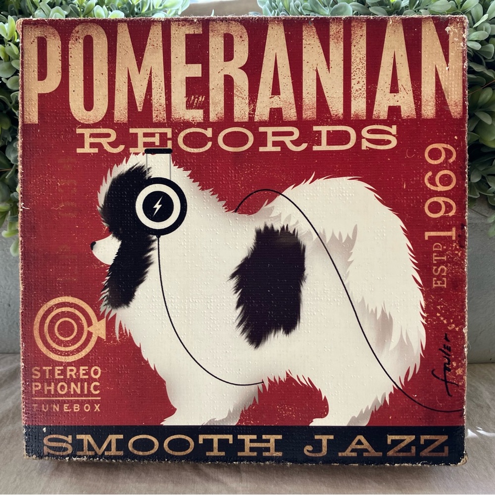 Pomeranian Burlap Wall Art